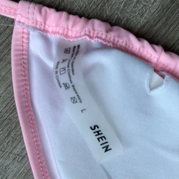 SHEIN Light Pink Bikini with Gold Accents - Picture 5 of 5